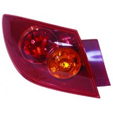 Fanale posteriore esterno rosso 10-03-07-06 per MAZDA 3 dal 2003 al 2009 lato sinistro guidatore